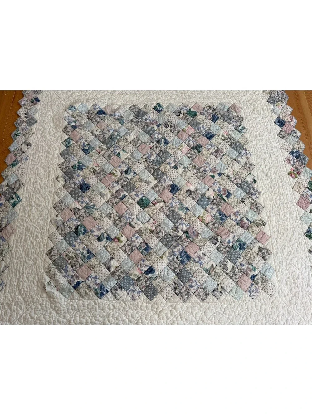 Vintage Impressions Patchwork Quilt Full Queen 80x82 w/ Matching Pillow Sham